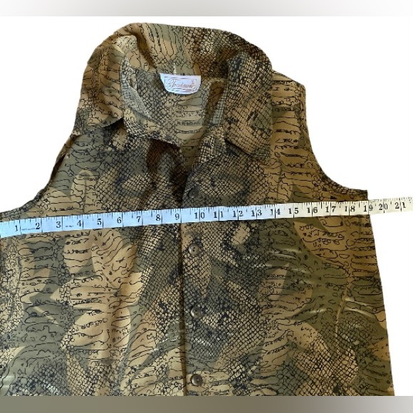 90’s Tradition Button Up Tank - Picture 5 of 8